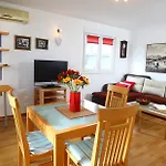 アパート On The Beach, 2 Floors & Wide Terrace