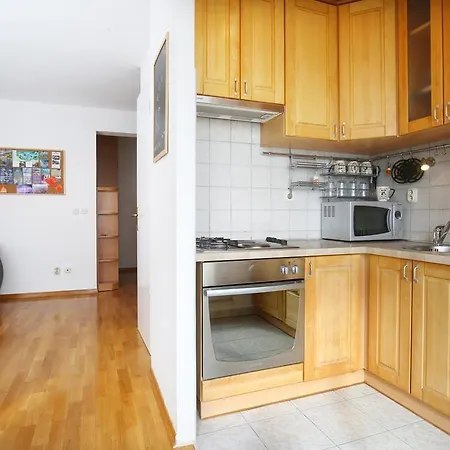 Apartment On The Beach, 2 Floors & Wide Terrace Split